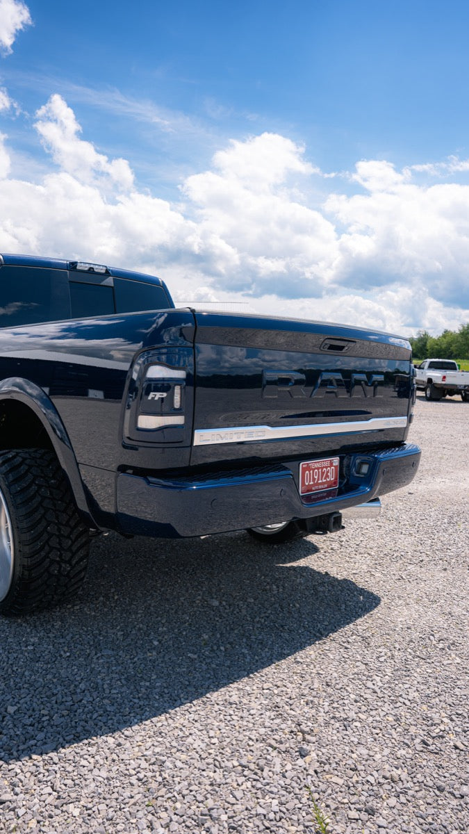 Tailgate badge